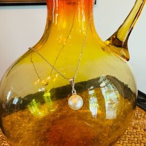 SOLD*** Elegant Silver Pearl Pendant Necklace